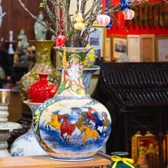 Bình Hoa Dáng Tỏi Mã Đáo Thành Công Vẽ Vàng